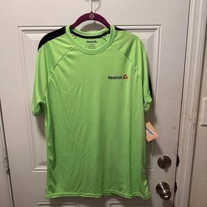 Men’s Reebok Shirt Size Medium